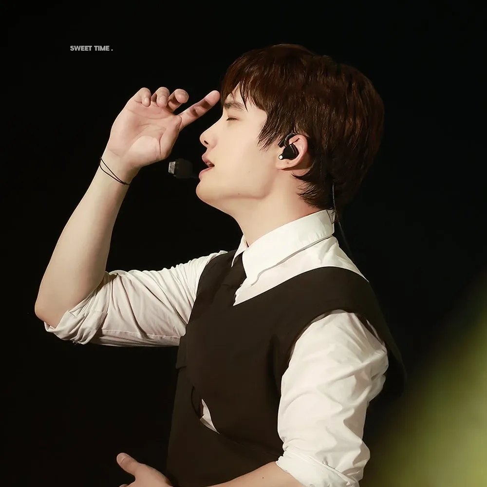 Foto terbaru dari Doh Kyungsoo (D.O.)