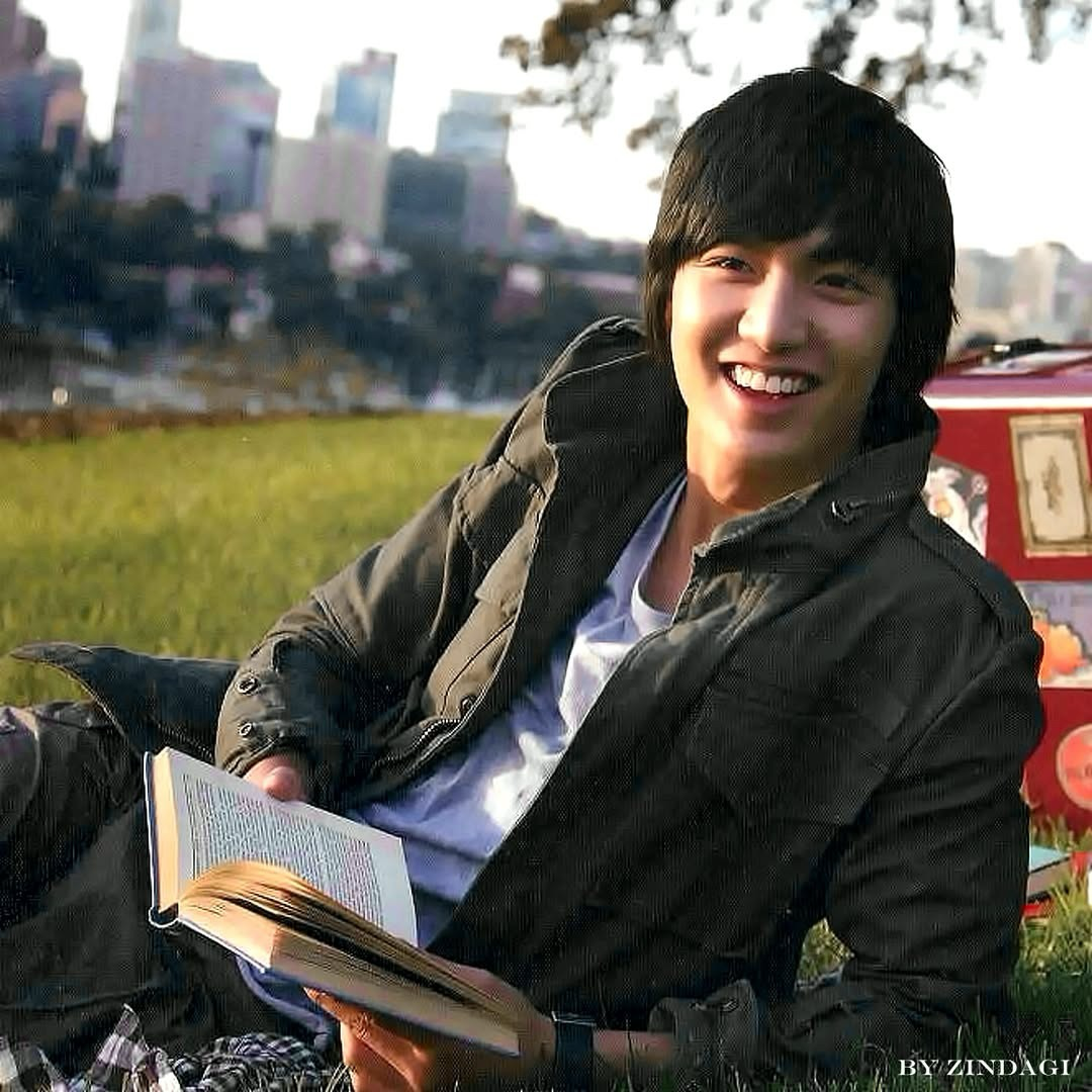 Recent activity shot of Lee Minho