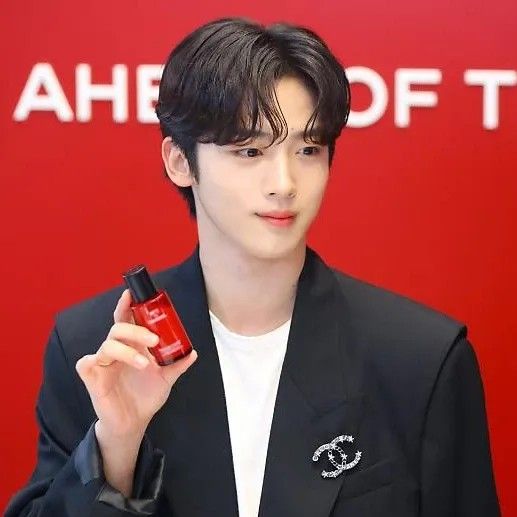 Latest photo of Kim Yohan