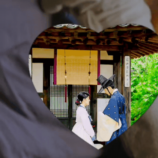 Behind-the-scenes cut of Nam Jihyeon