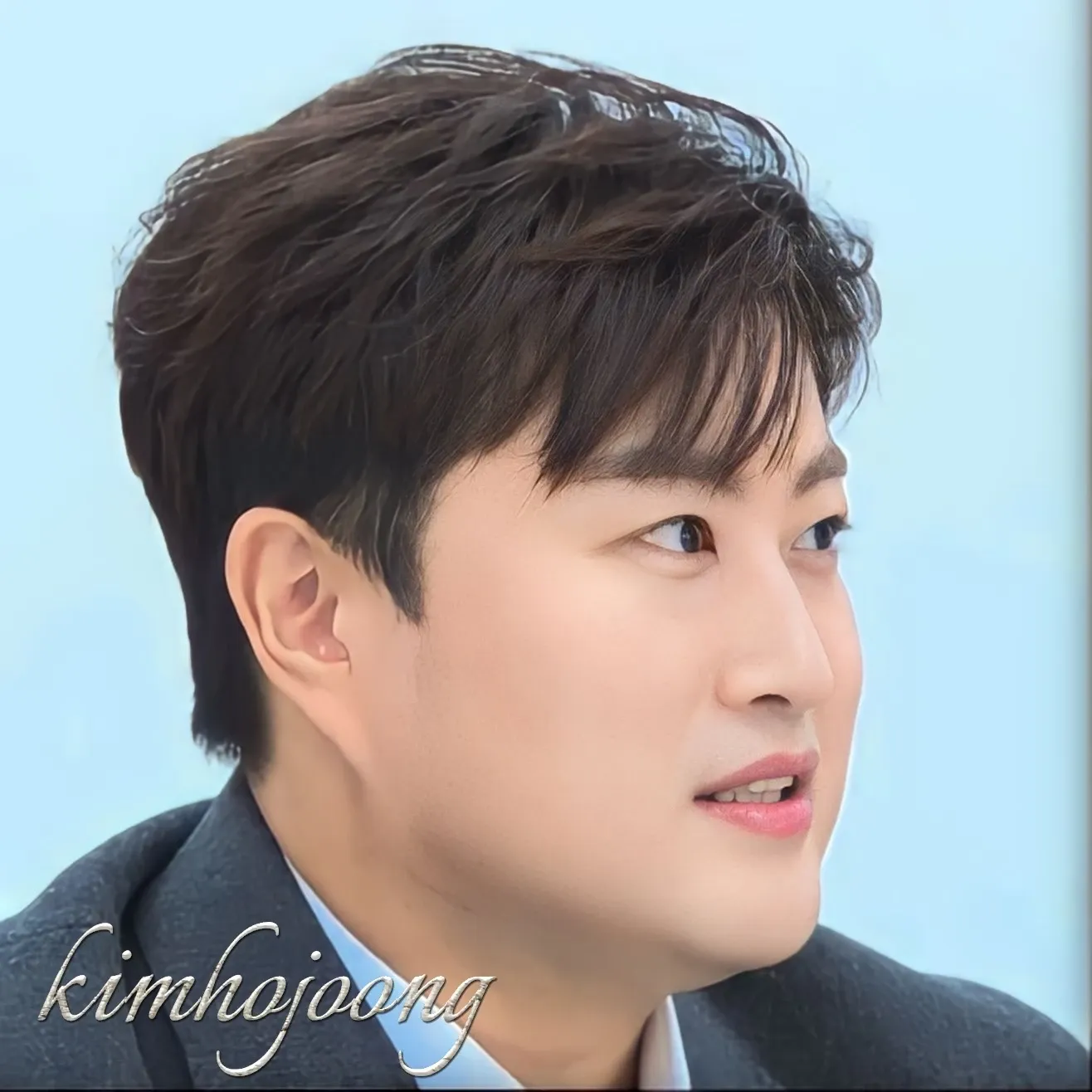 キム・ホジュンのビハインドカット