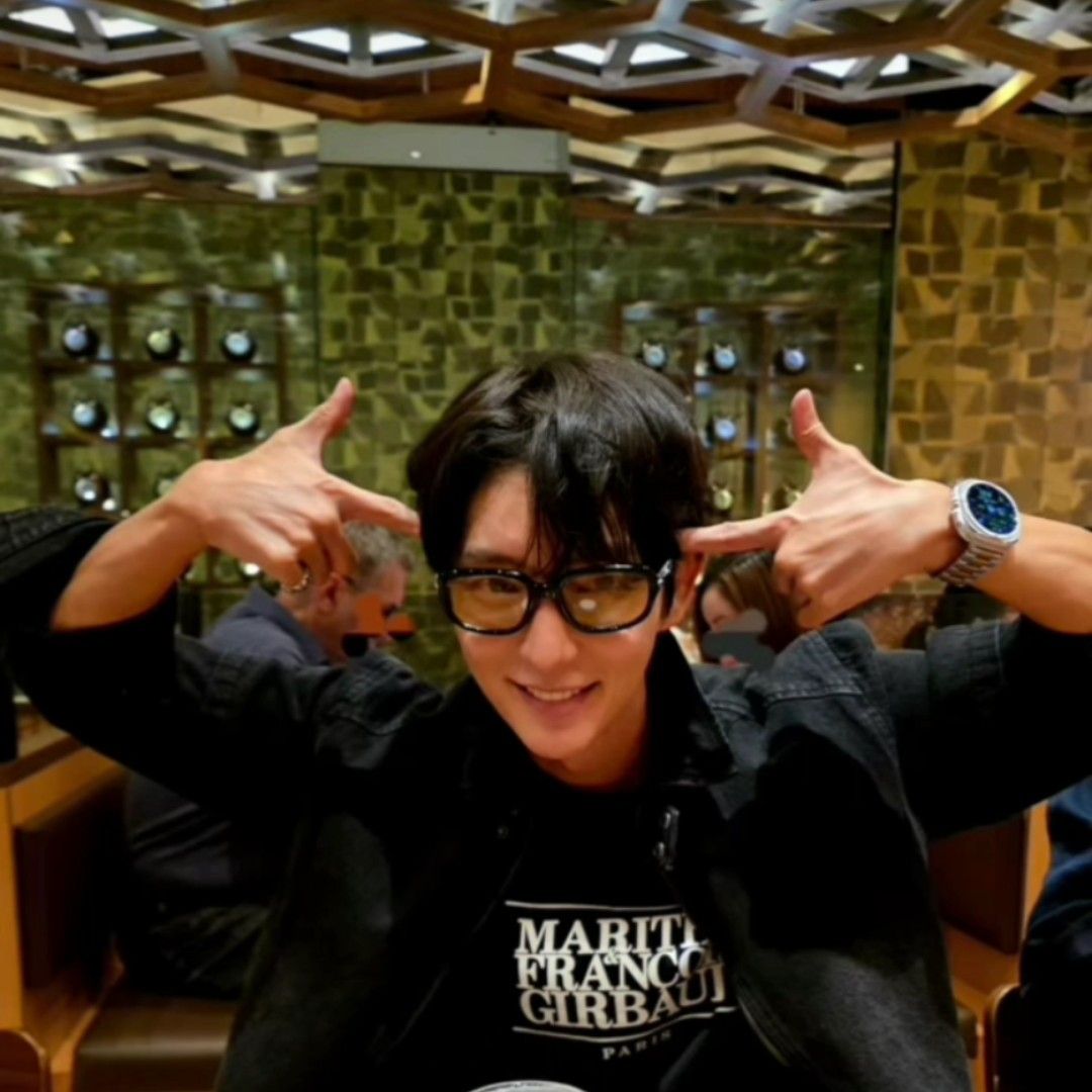 Latest photo of Lee Joongi