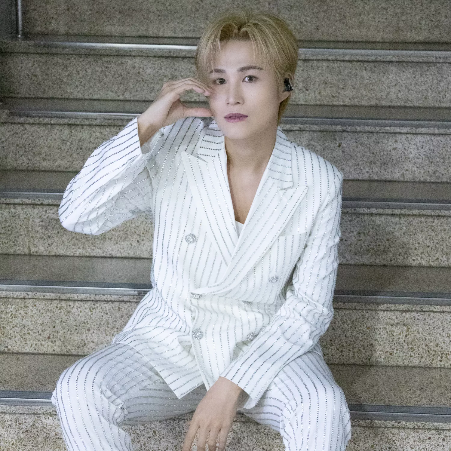 김희재의 비하인드 컷