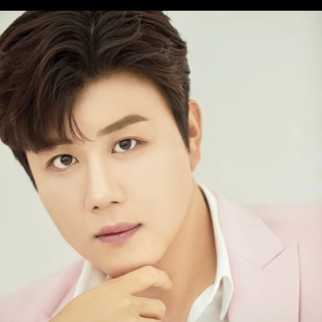 Latest photo of Jin Haesung