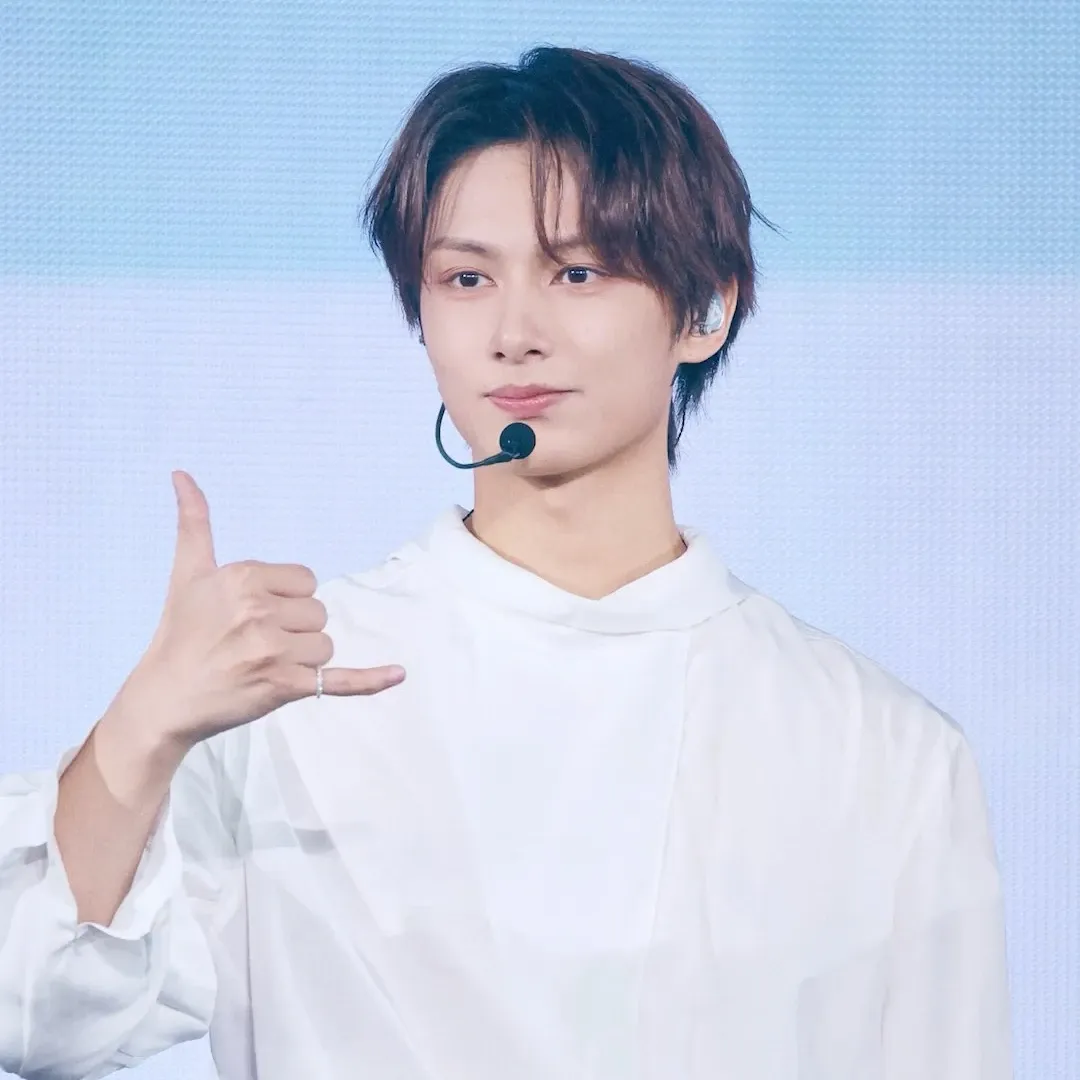 Behind-the-scenes cut of Wen Junhui