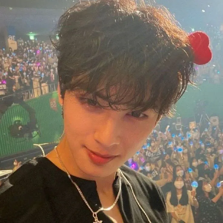 Latest photo of Cha Eunwoo