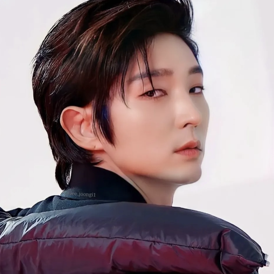 이준기 최근 활동샷