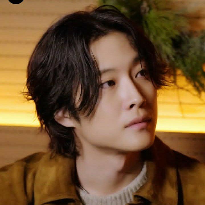 A moment captured by a fan of Lee Jongwon