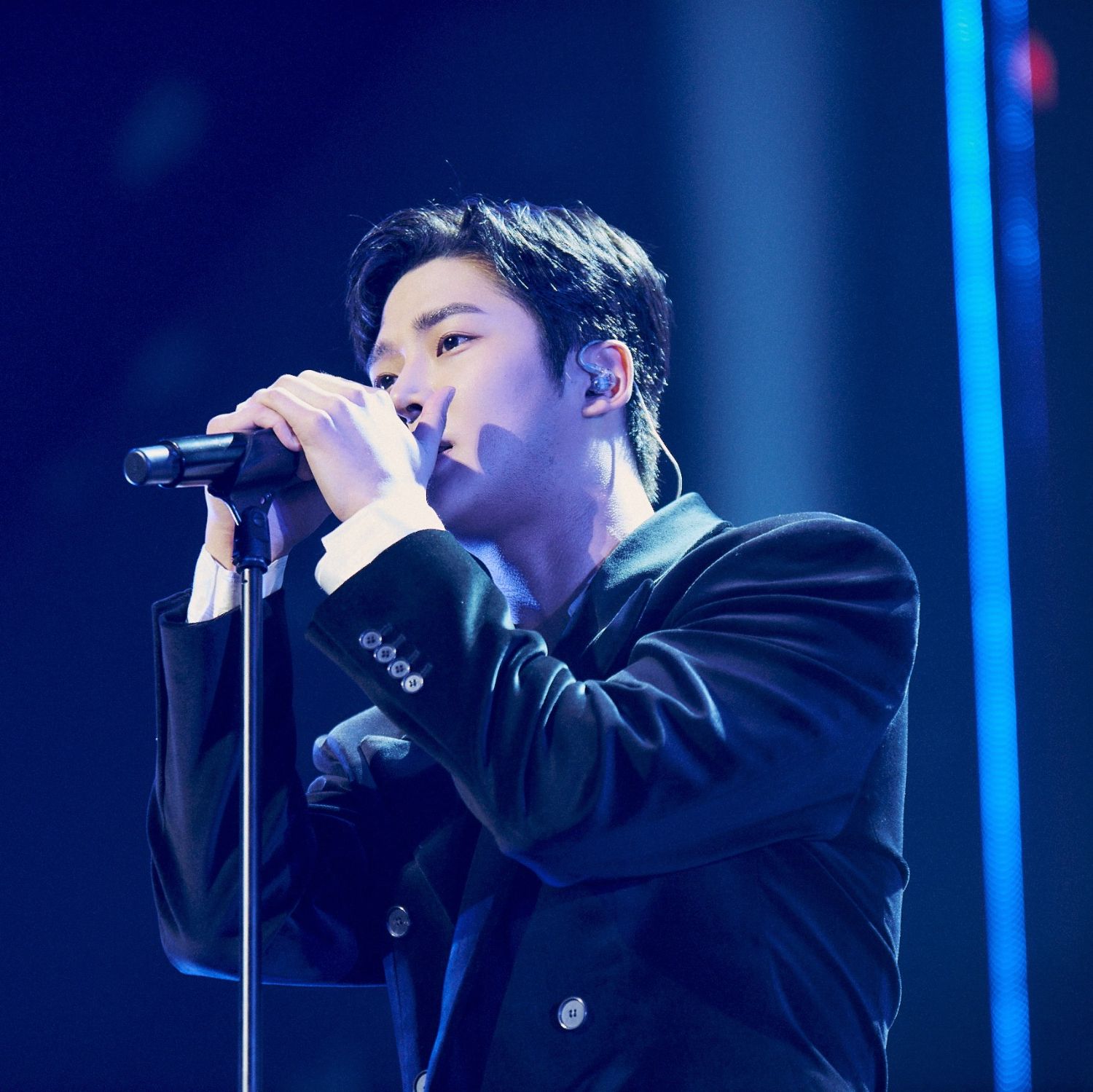 Foto kegiatan terbaru dari Rowoon