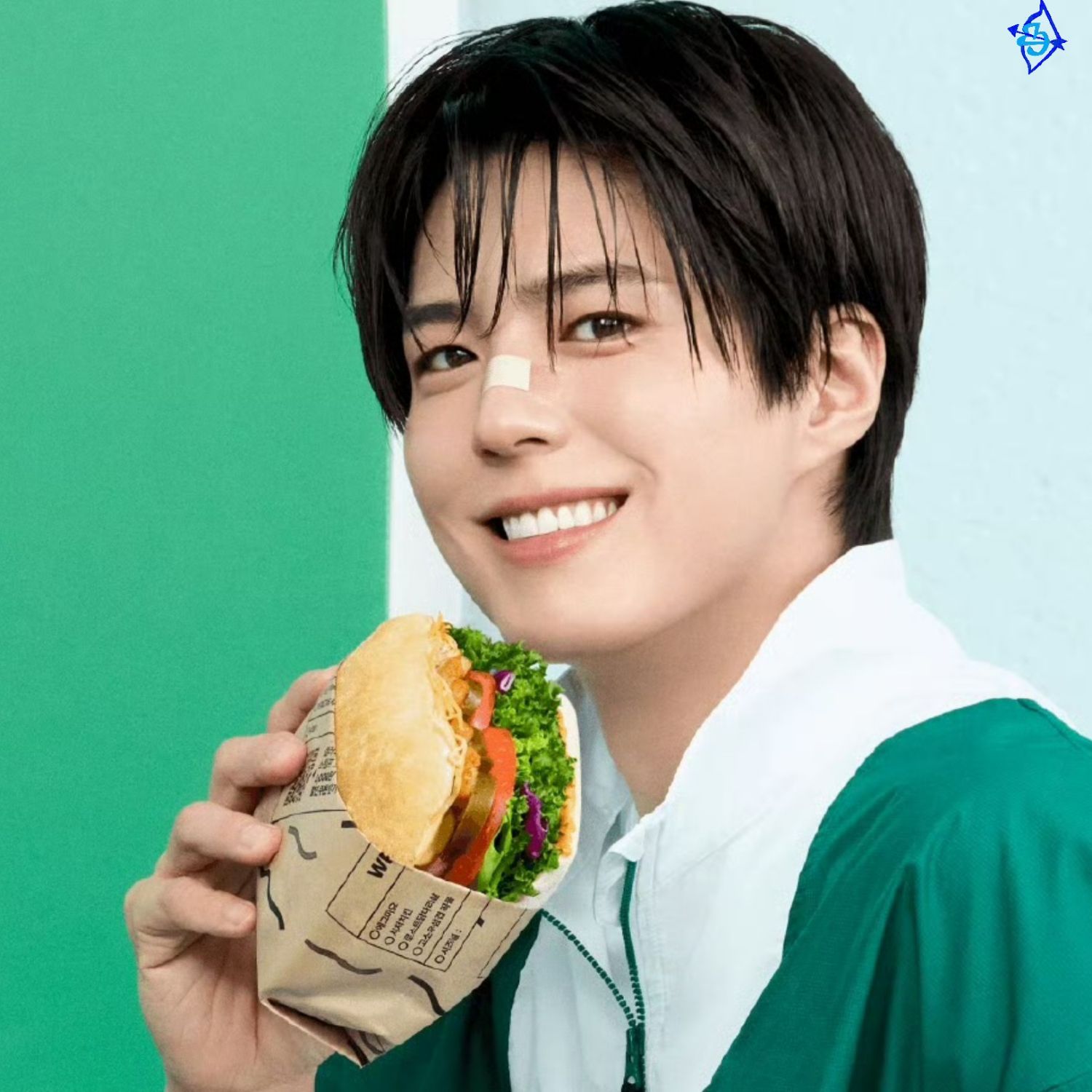 Behind-the-scenes cut of Park Bogum