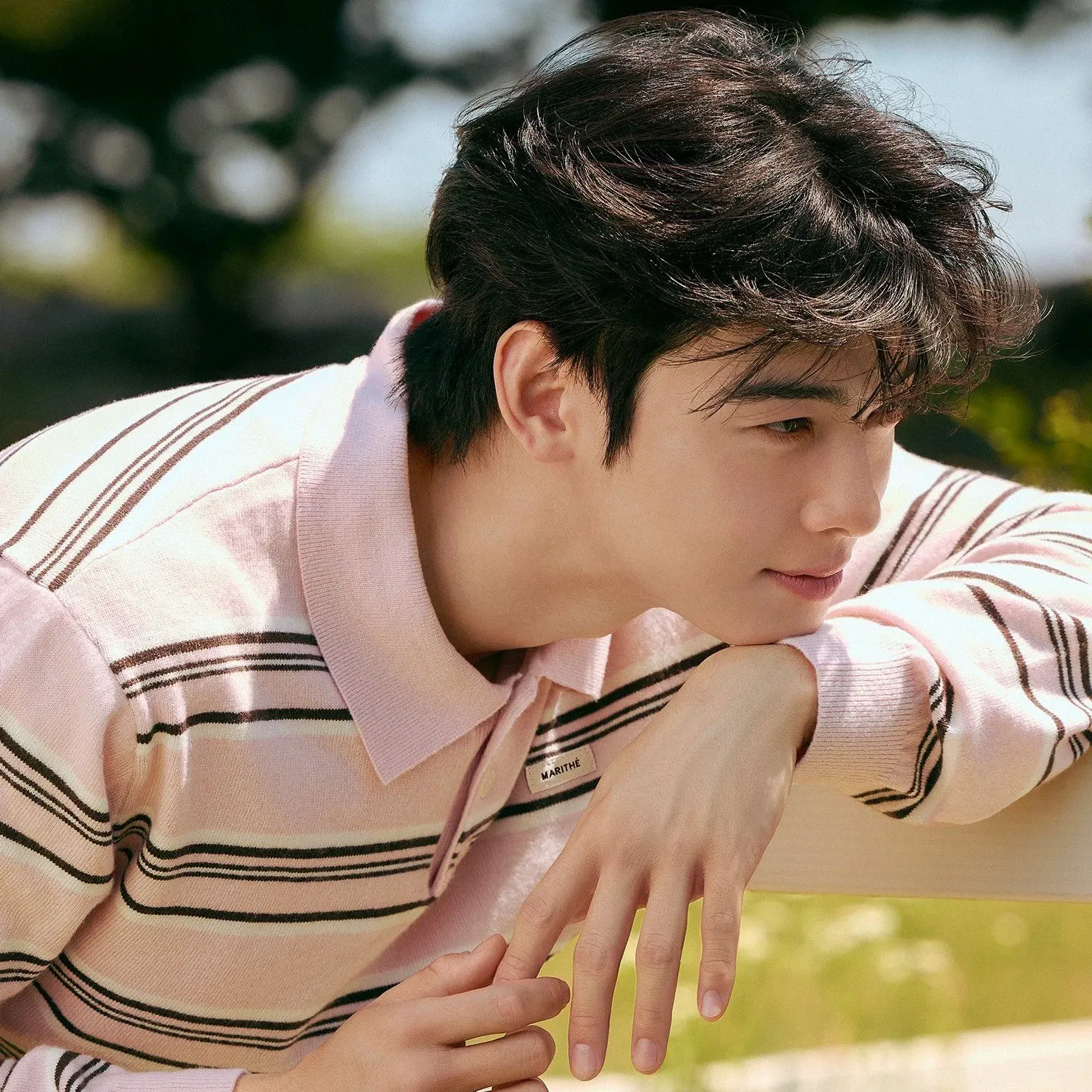 Behind-the-scenes cut of Cha Eunwoo