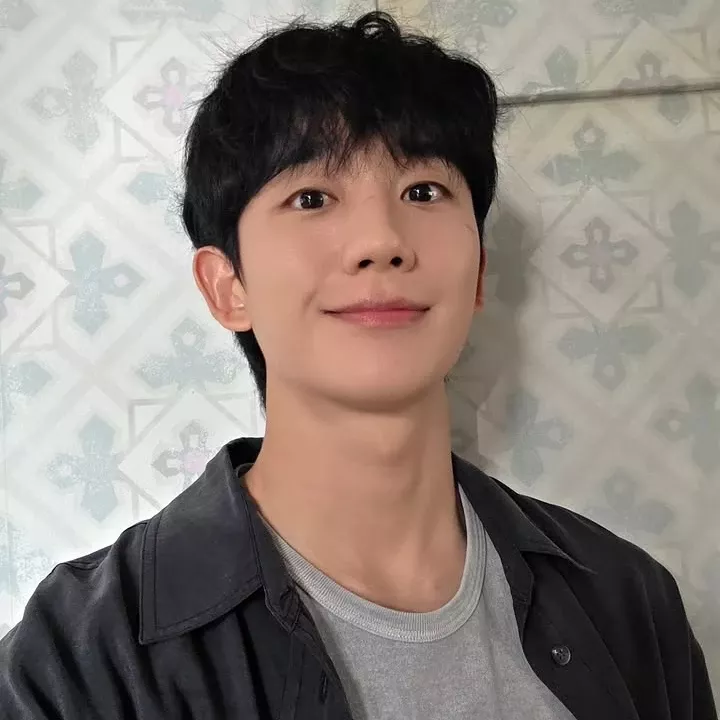 Latest photo of Jung Haein