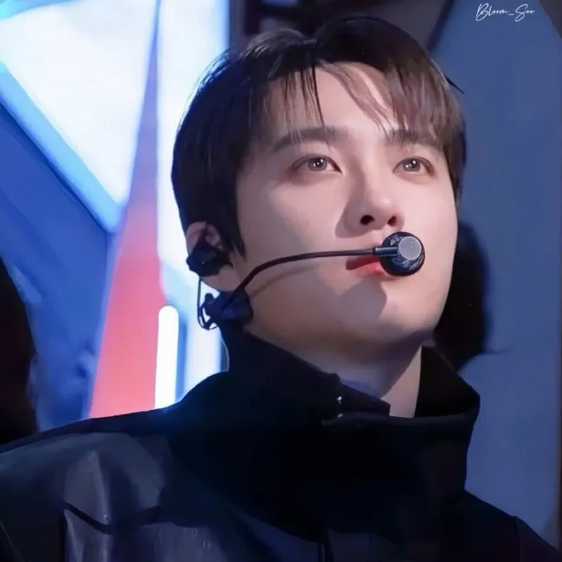 A moment captured by a fan of Doh Kyungsoo (D.O.)