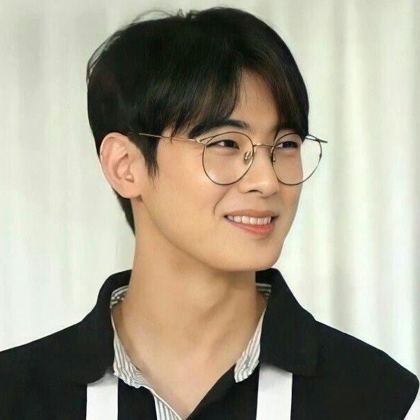 粉丝拍下的车银优瞬间