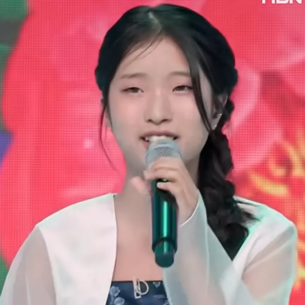 Latest photo of Bin Yeseo