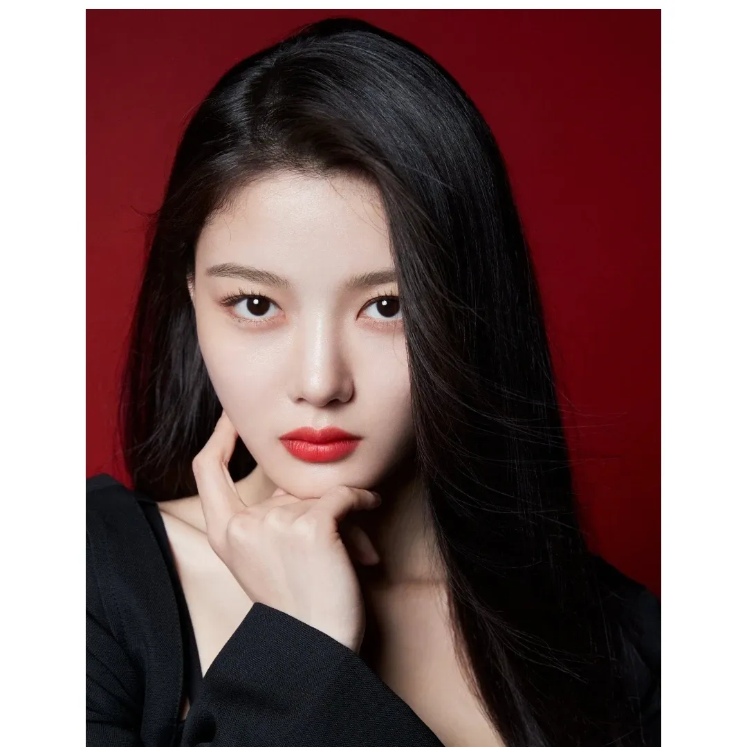 Latest photo of Kim Youjung