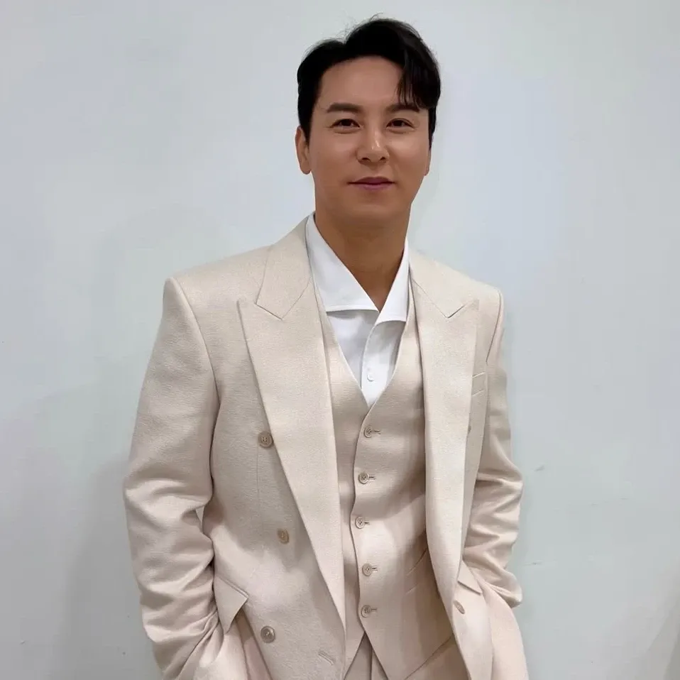 Recent activity shot of Jang Minho