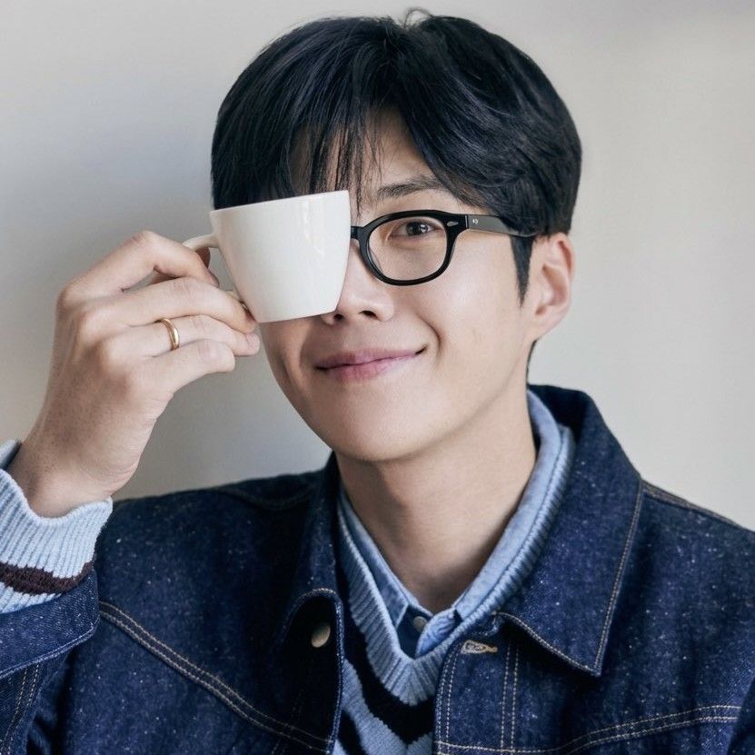 Recent activity shot of Kim Seonho