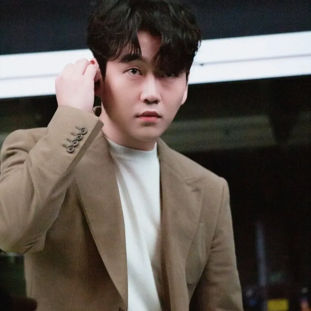 Recent activity shot of Hwang Youngwoong