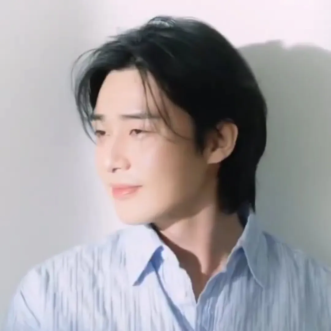 Latest photo of Park Seojoon