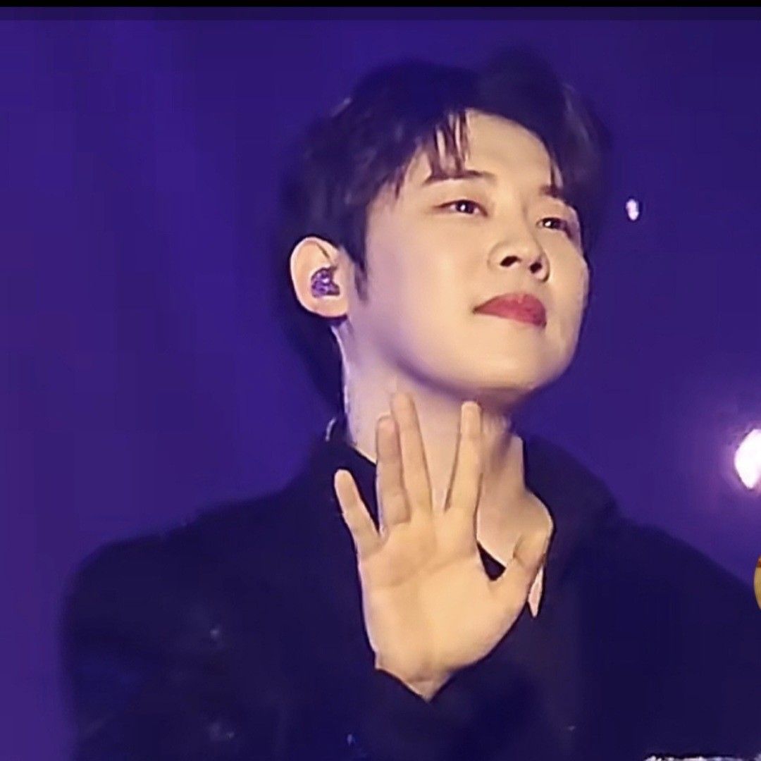 Latest photo of Jinuk