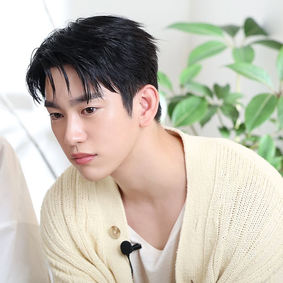 粉絲拍下的朴珍榮瞬間