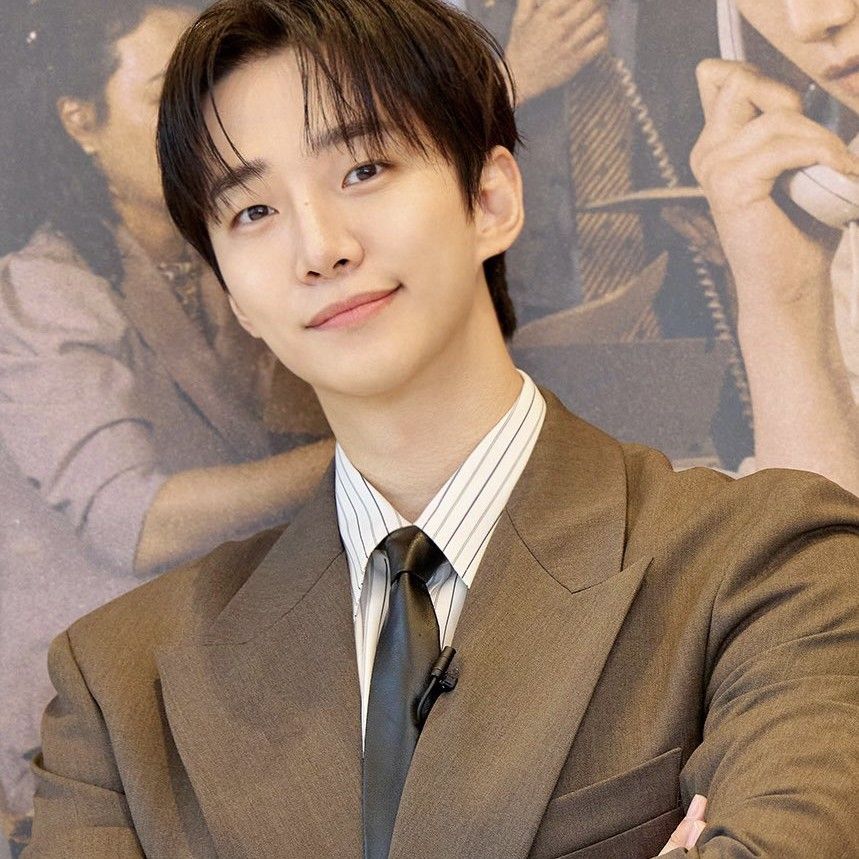 粉絲拍下的李俊昊瞬間