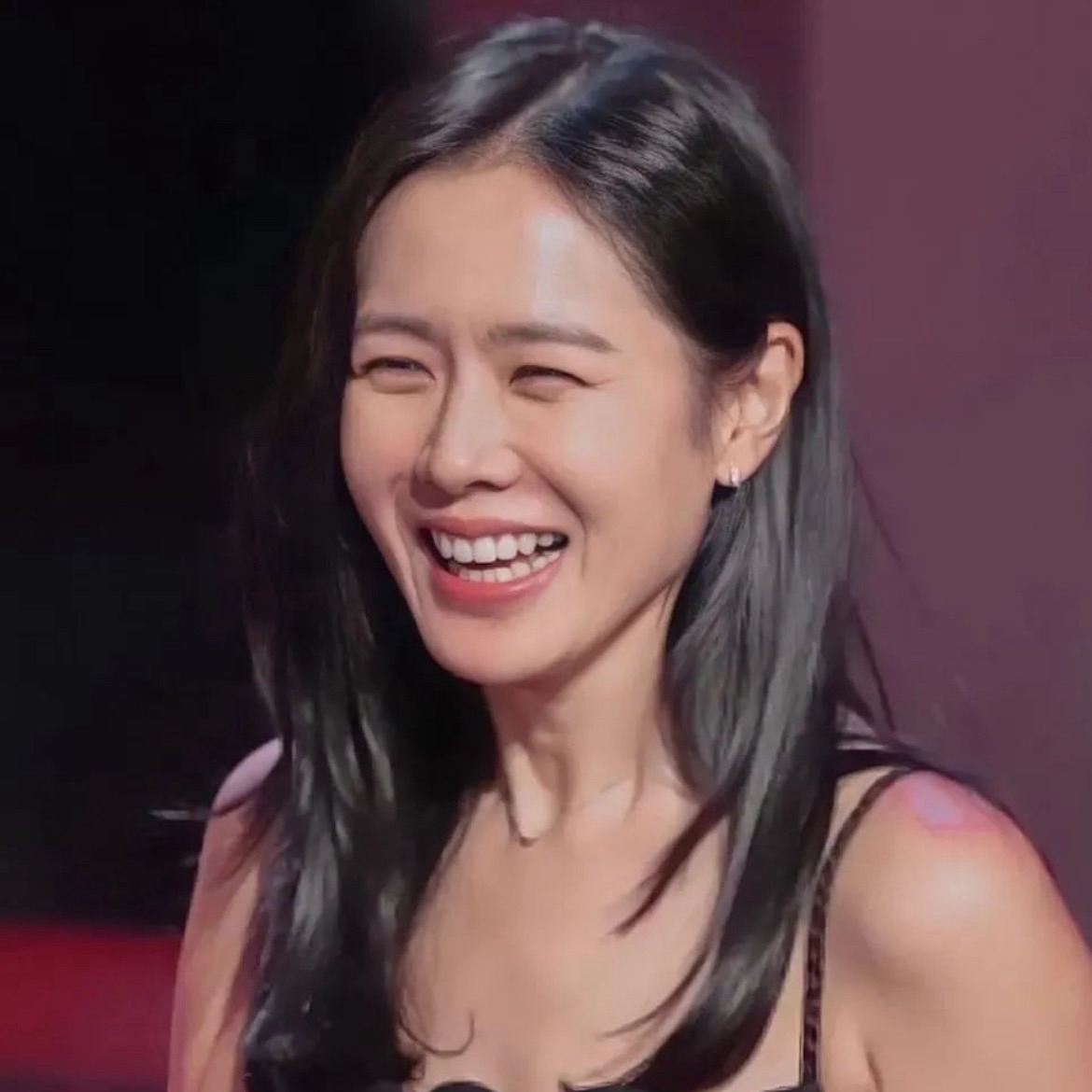 孫藝珍的最新照片