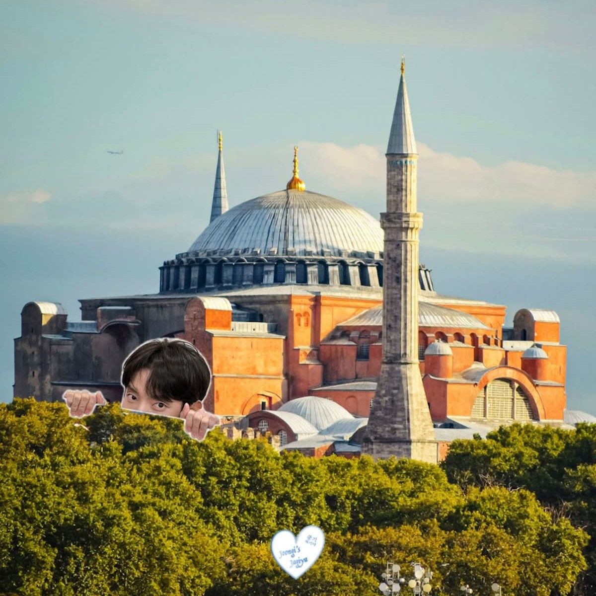 A moment captured by a fan of Lee Joongi