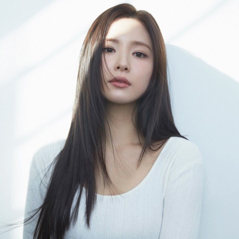 Behind-the-scenes cut of Shin Sekyung