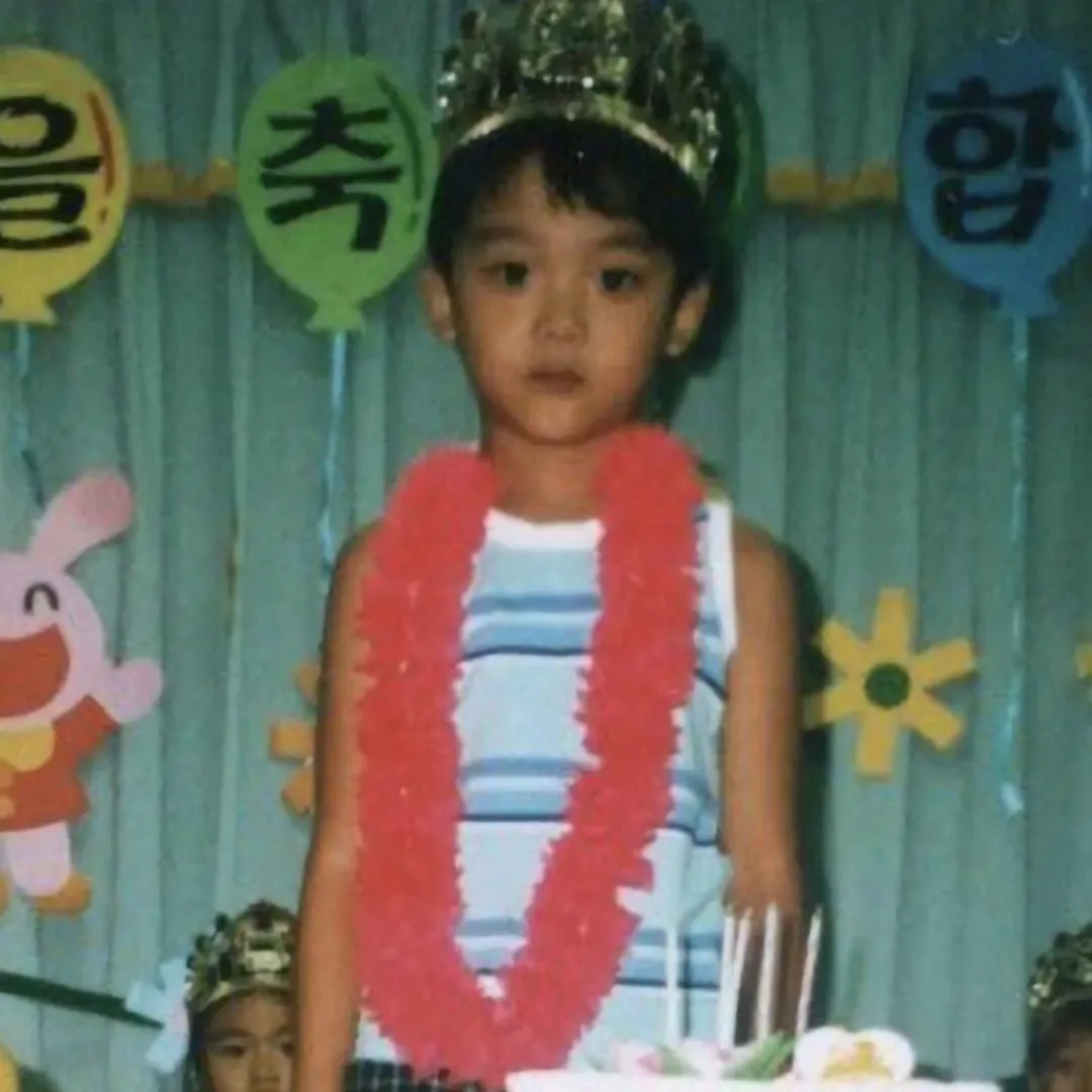 Foto terbaru dari Rowoon