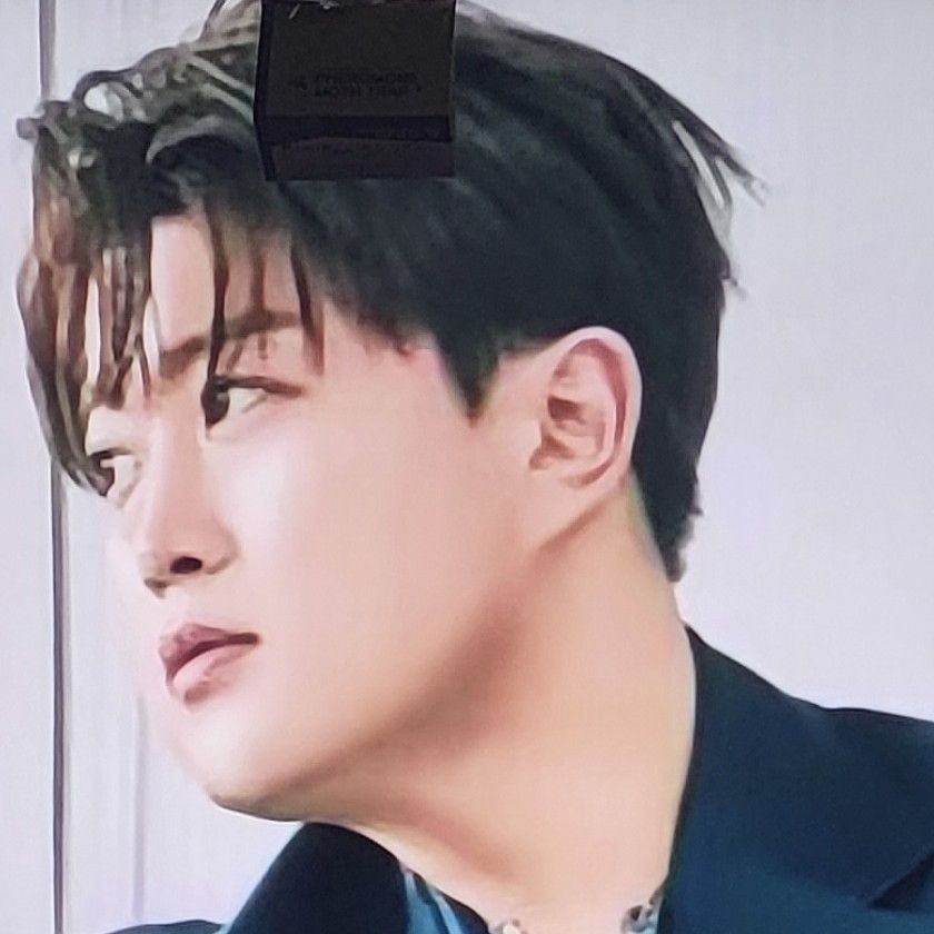 Cuplikan di balik layar dari Kim Hojoong