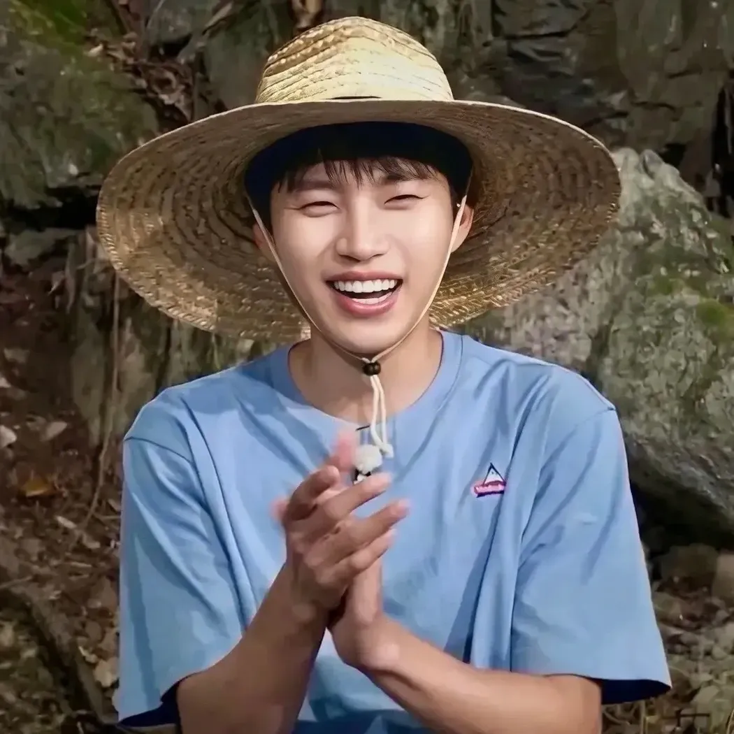 Cuplikan di balik layar dari Lim Youngwoong