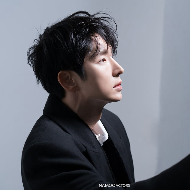 Recent activity shot of Lee Joongi