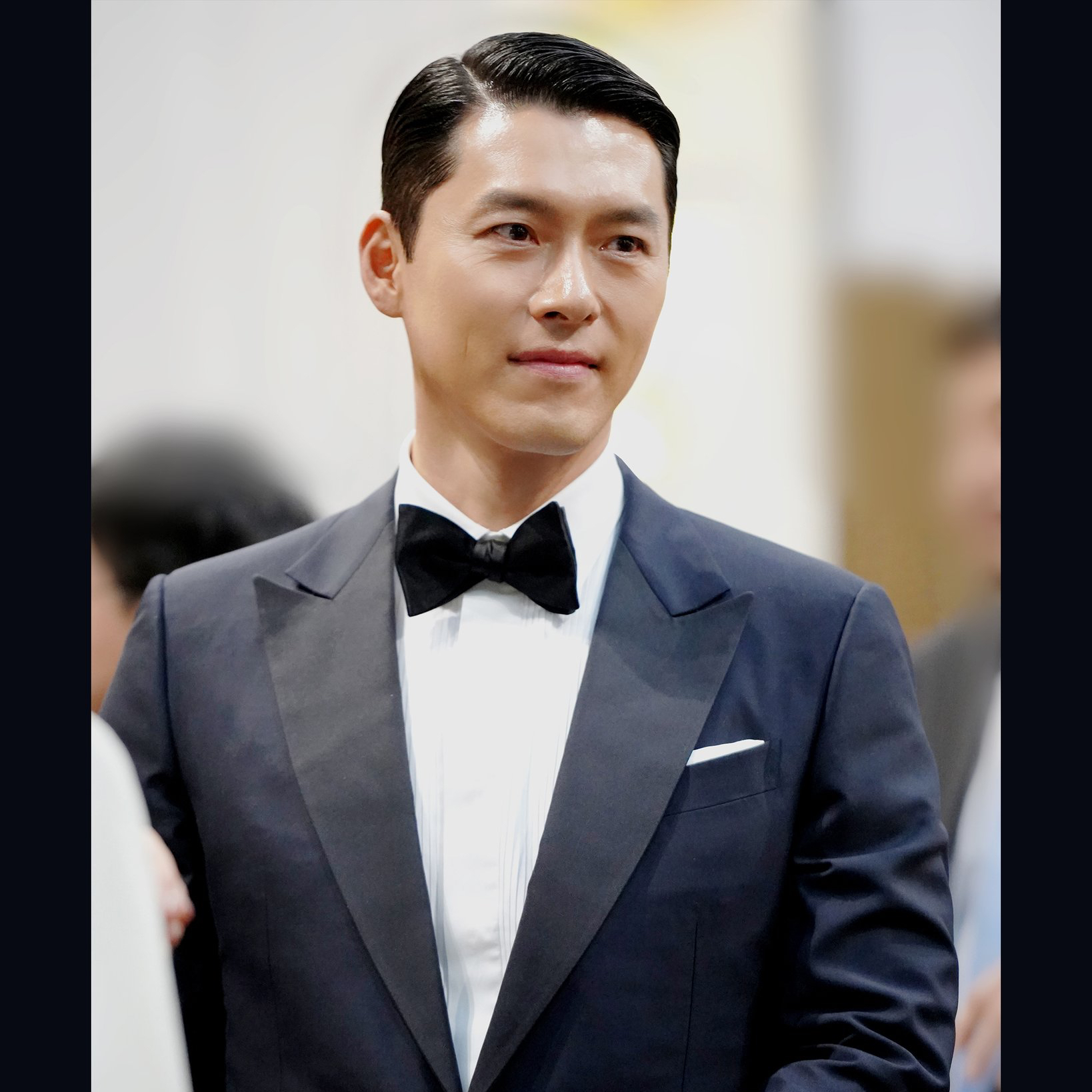 Cuplikan di balik layar dari Hyun Bin