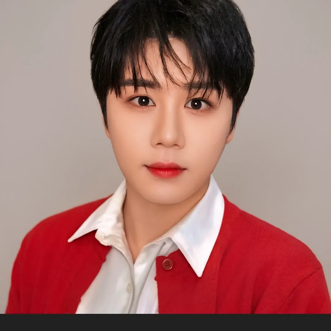 Latest photo of Jin Haesung
