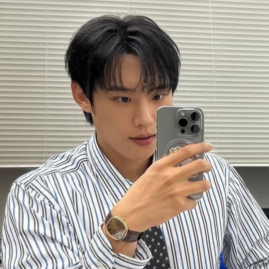 Recent activity shot of Kim Sungcheol