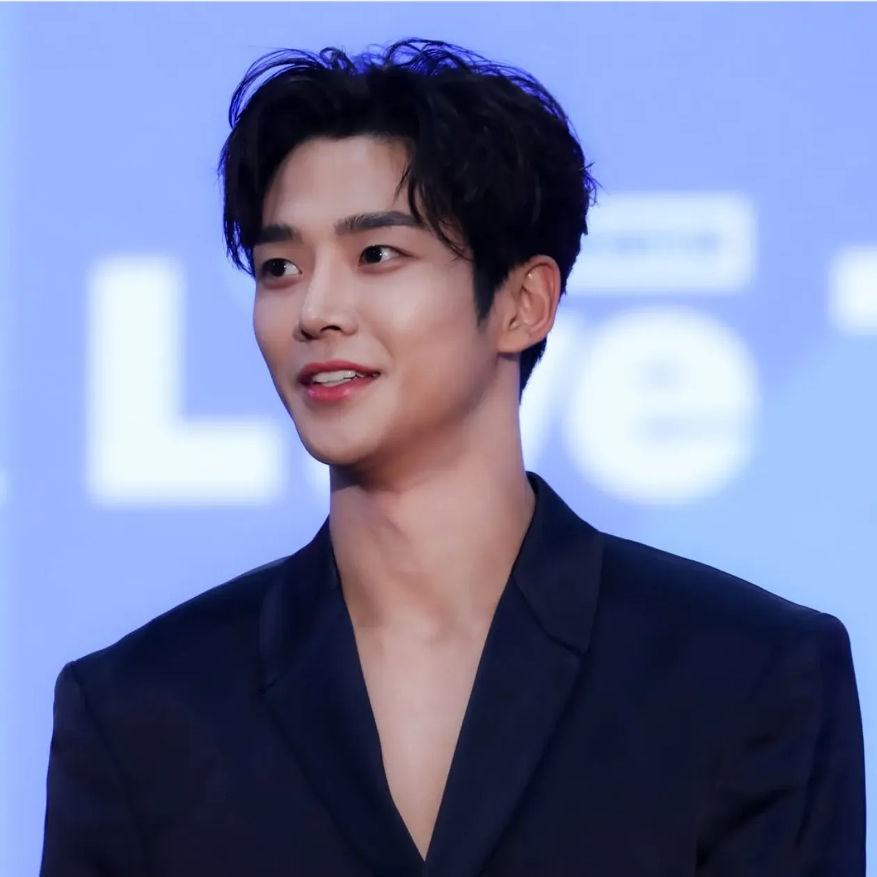 Momen yang diabadikan oleh penggemar Rowoon
