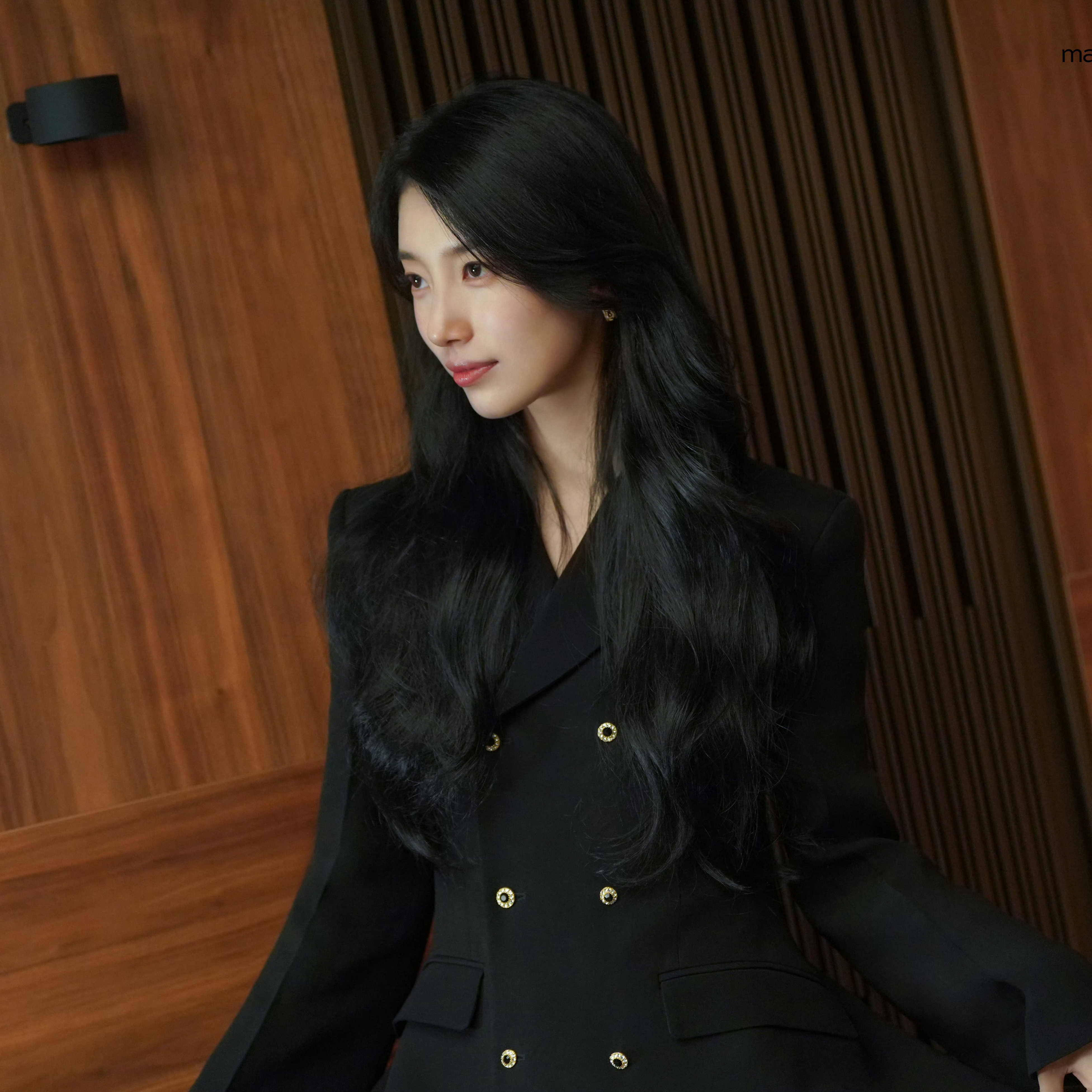 Recent activity shot of Bae Suzy