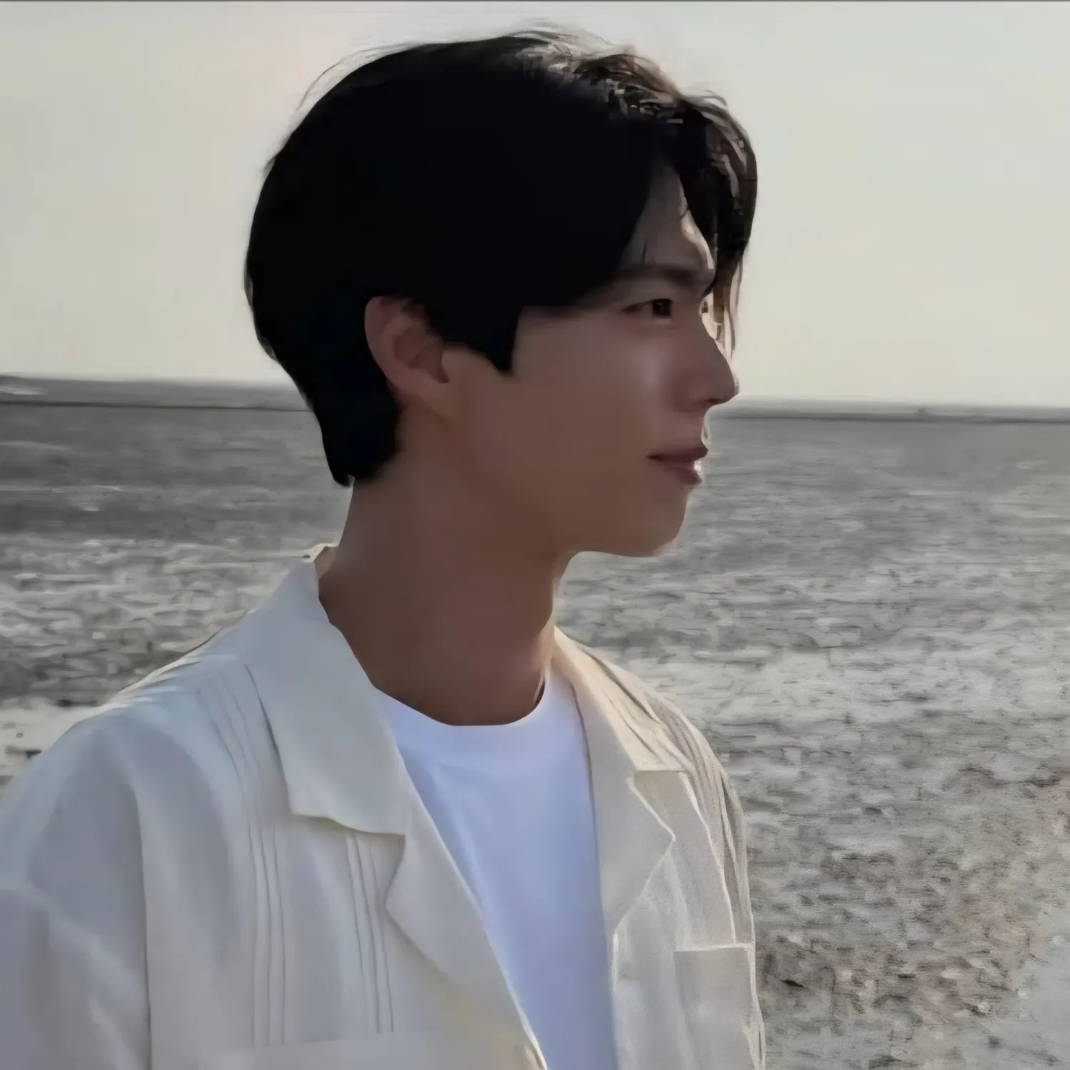 Behind-the-scenes cut of Park Bogum