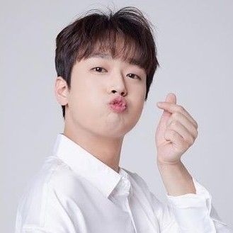 Cuplikan di balik layar dari Lee Chanwon