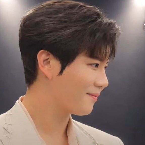 Latest photo of Jin Haesung