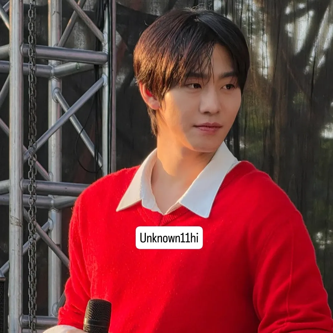 Recent activity shot of Ahn Hyoseop