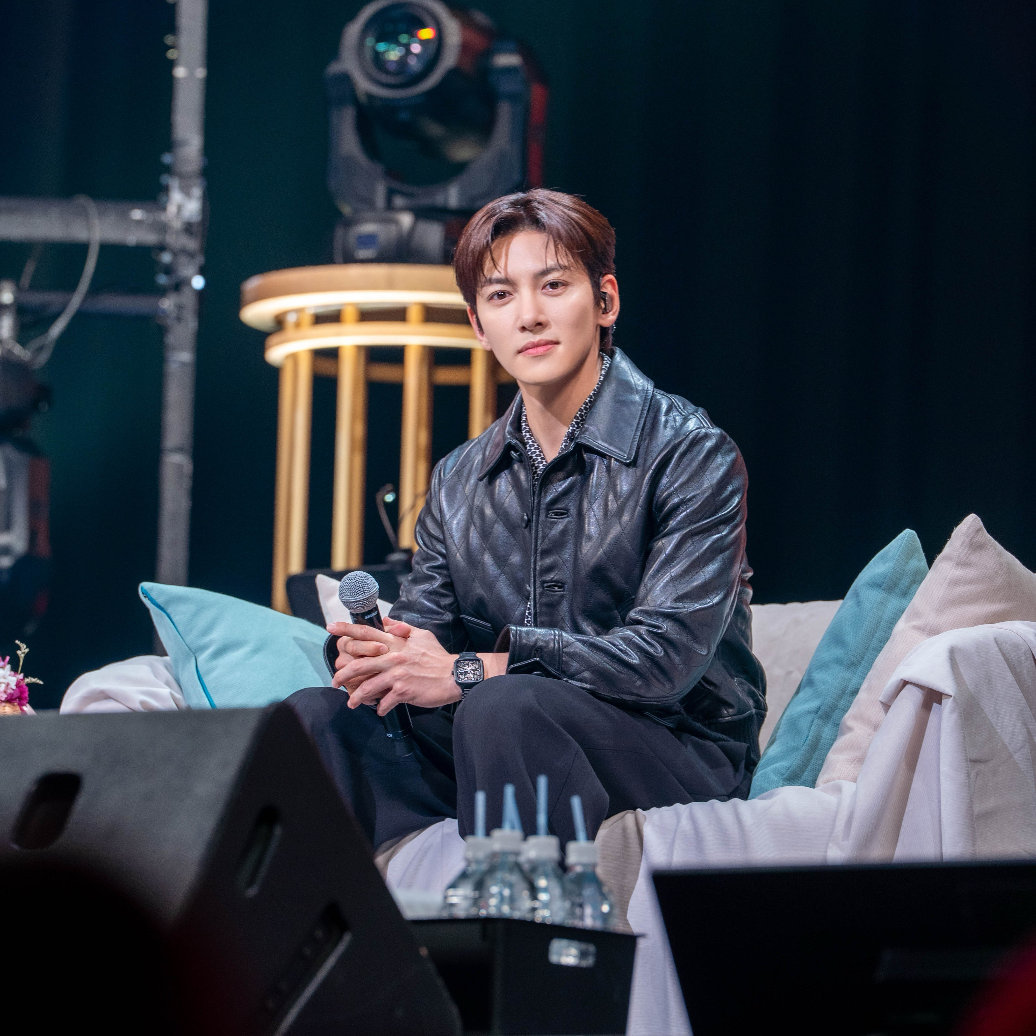 A moment captured by a fan of Ji Changwook