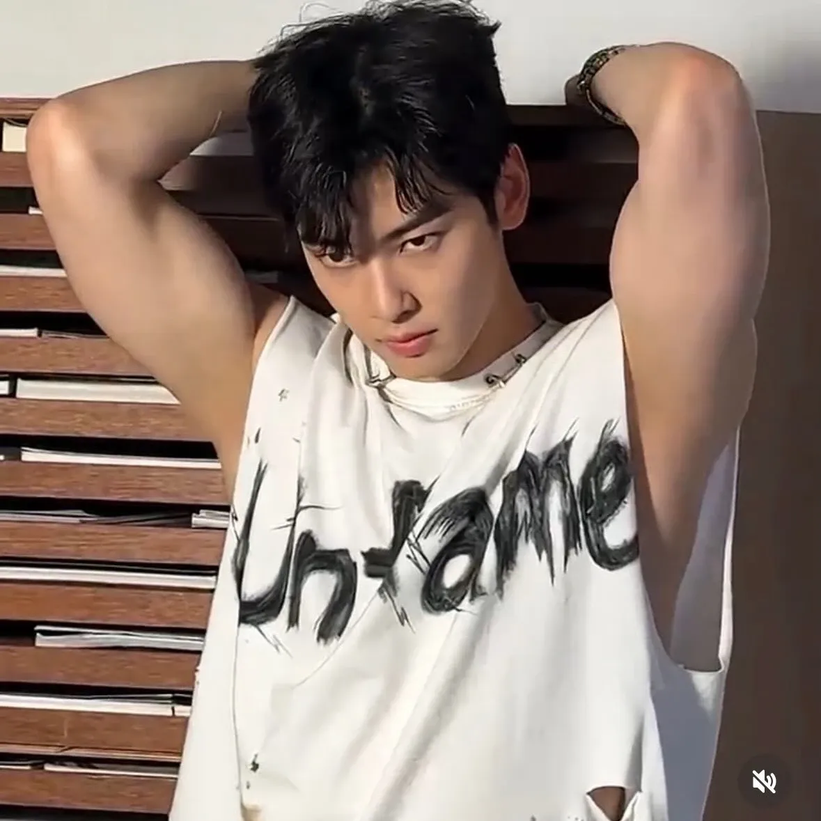 Recent activity shot of Cha Eunwoo