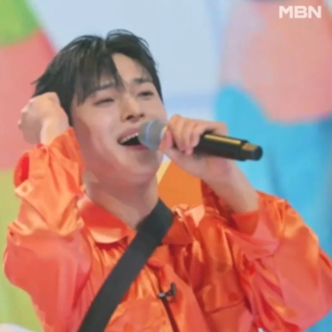 Behind-the-scenes cut of Seong Ri