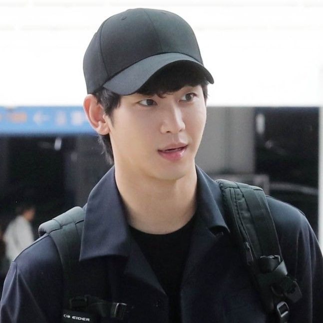 Cuplikan di balik layar dari Kim Soohyun
