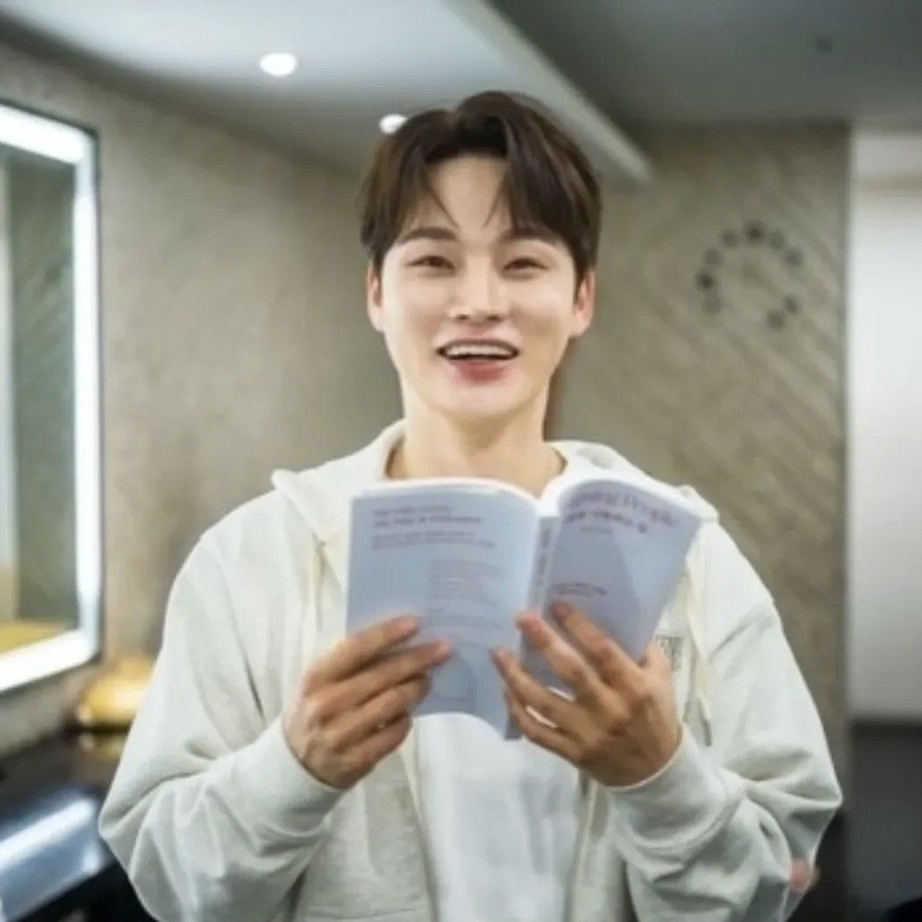 박서진의 비하인드 컷