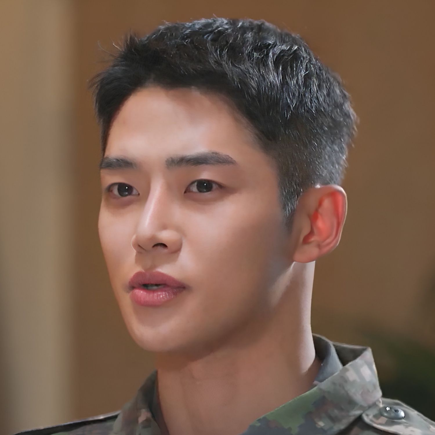 路云的最新照片