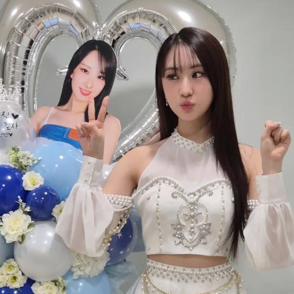 Foto terbaru dari Jeon Yujin